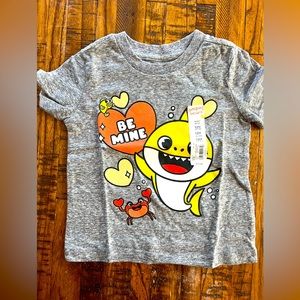 NEW! 12m Toddler baby shark “Be Mine” tee